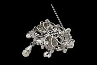 Alfinete Flor Pérolas Brilhantes